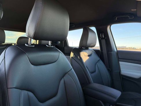 New 2026 Jeep Compass Limited image 25