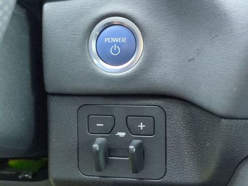 Used 2024 Toyota Tundra Platinum image 27