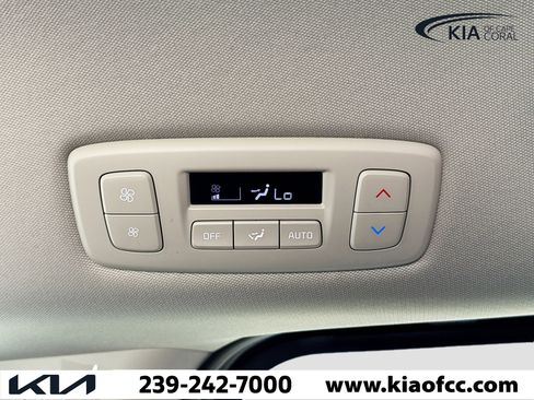 New 2026 Kia Carnival FWD image 18