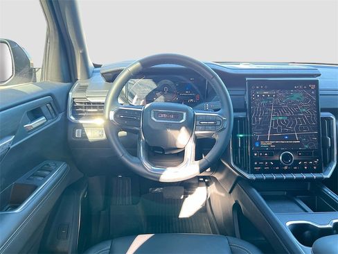 Used 2024 GMC Acadia Elevation w/ Black Edition image 24