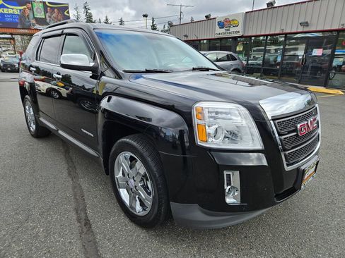 Used 2013 GMC Terrain SLT w/ LPO, Chrome Package image 3