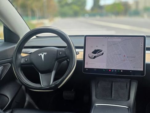 Used 2021 Tesla Model 3 Standard Range Plus RWD image 32
