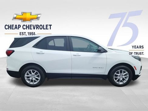 Used 2024 Chevrolet Equinox LS w/ LS Convenience Package AWD/4WD image 6