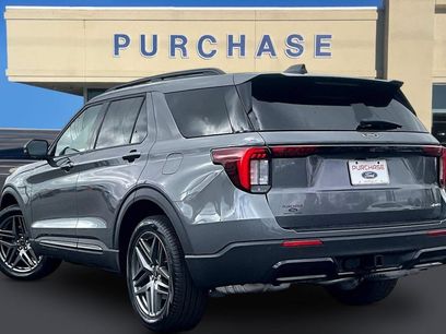 New 2026 Ford Explorer ST-Line w/ ST-Line Street Pack
