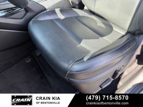 Certified 2024 Kia Telluride S AWD/4WD image 24