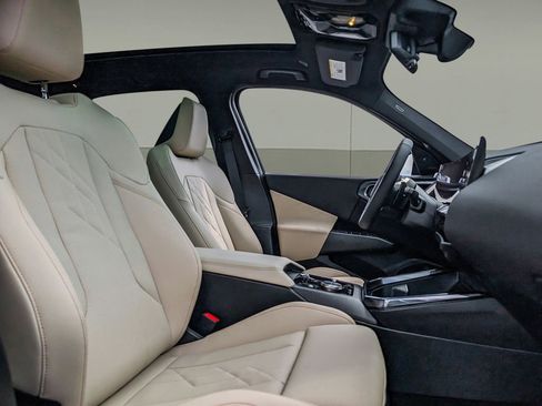 New 2025 BMW X3 xDrive30i w/ Convenience Package image 22