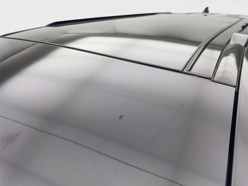 Used 2022 Land Rover Defender 110 X-Dynamic SE image 20