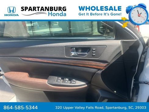 Used 2013 Subaru Outback 2.5i Limited AWD/4WD image 11