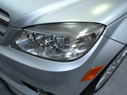 Used 2008 Mercedes-Benz C 300 Sedan image 13