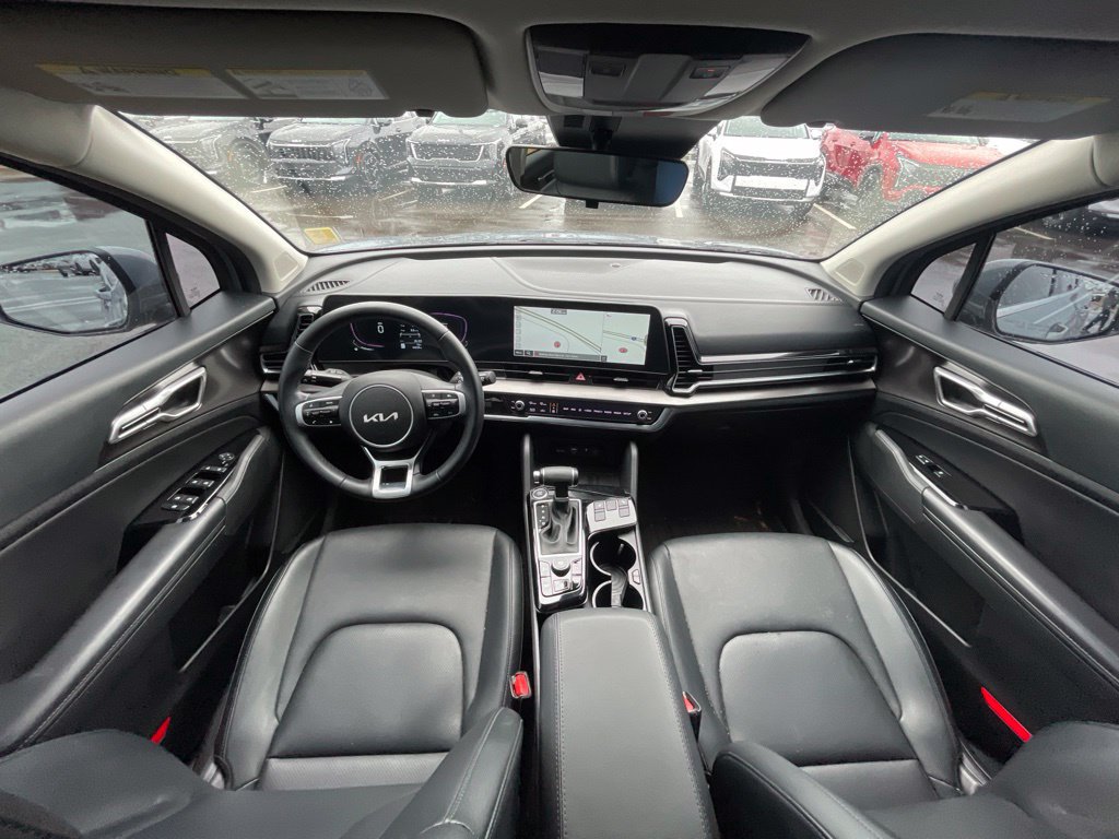 Used 2023 Kia Sportage EX FWD image 19