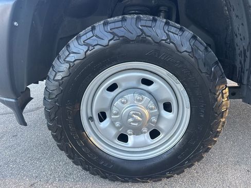 Used 2024 RAM 2500 Tradesman AWD/4WD image 34