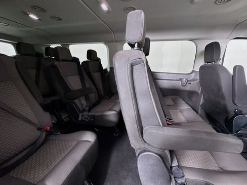 Used 2023 Ford Transit 350 XLT image 23