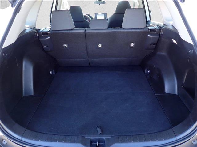 Used 2022 Toyota RAV4 XLE AWD/4WD image 8