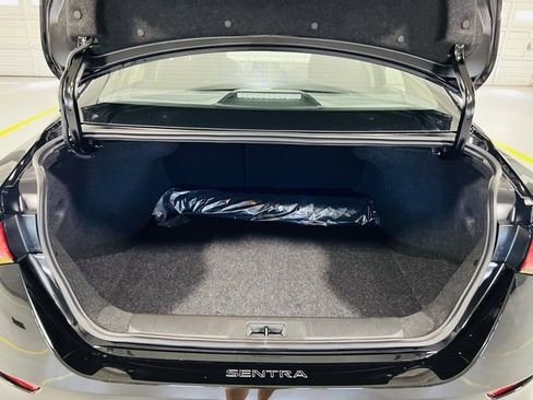 New 2025 Nissan Sentra SV image 8