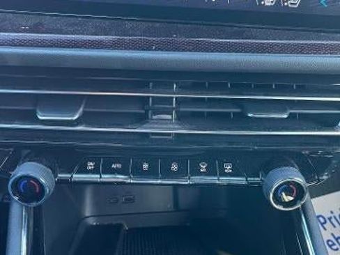 Used 2025 Chevrolet Traverse RS w/ LPO, Floor Liner Package image 13