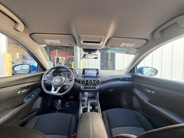 Used 2025 Nissan Sentra SV FWD image 16
