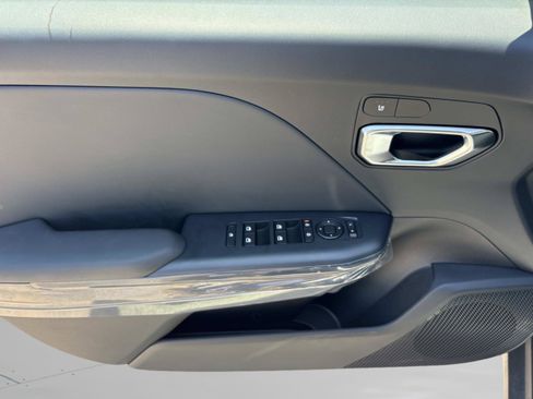 New 2026 Kia K4 EX FWD image 18