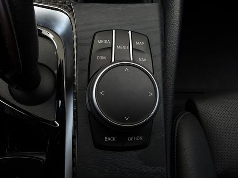 Used 2021 BMW 530i w/ Premium Package RWD image 27