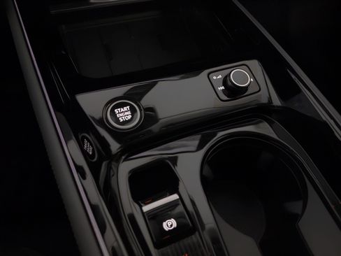 New 2026 Audi Q3 quattro 2.0T image 25