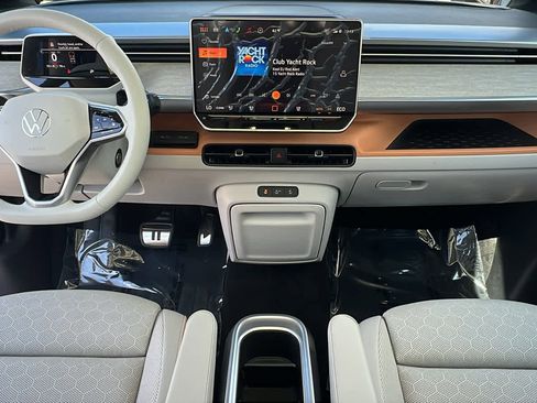 New 2025 Volkswagen ID. Buzz 1st Edition image 26