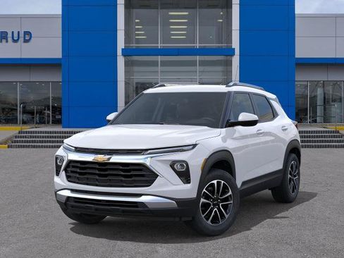 New 2026 Chevrolet TrailBlazer LT w/ Convenience Package AWD/4WD image 6