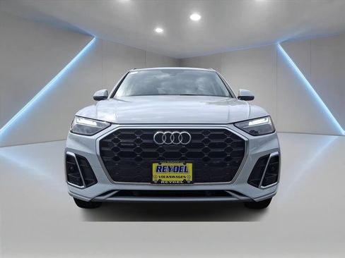 Used 2023 Audi Q5 2.0T Premium Plus w/ Premium Plus Package AWD/4WD image 2