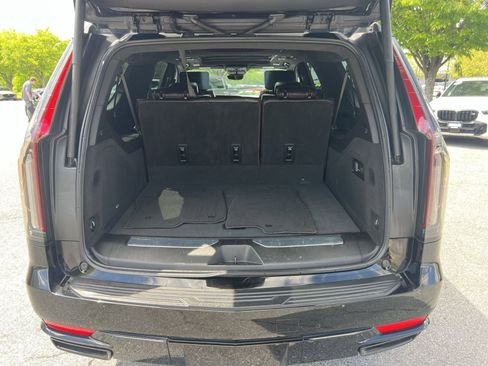 Used 2023 Cadillac Escalade ESV Sport Platinum AWD/4WD image 34