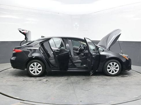 Used 2023 Toyota Corolla LE FWD image 39