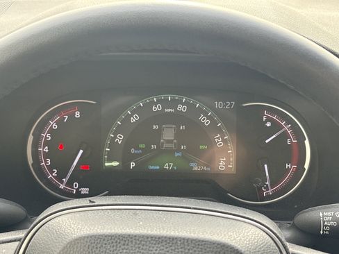 Used 2022 Toyota RAV4 Limited image 21