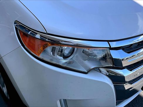Used 2012 Ford Edge SEL FWD image 26