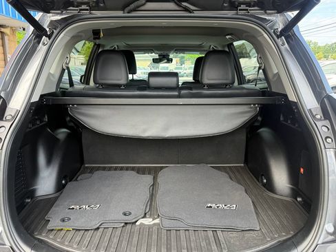 Used 2017 Toyota RAV4 Platinum w/ All Weather Liner Package AWD/4WD image 18