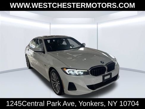 Used 2023 BMW 330e RWD image 3