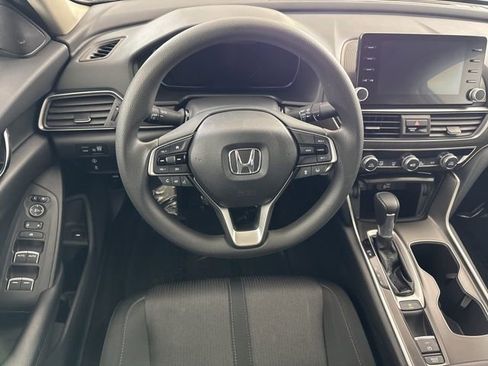 Certified 2018 Honda Accord EX image 30