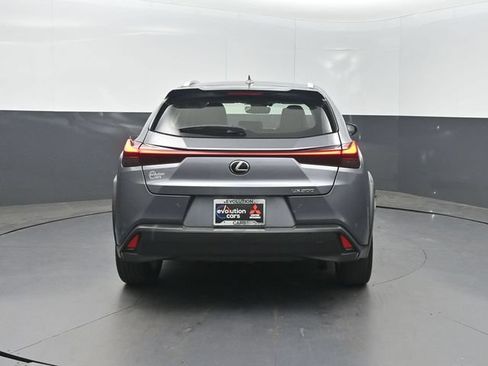 Used 2019 Lexus UX 200 w/ Premium Package FWD image 34