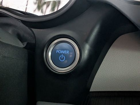 Used 2022 Toyota Sienna LE image 22