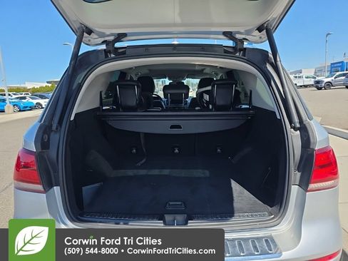 Used 2016 Mercedes-Benz GLE 350 w/ Premium Package image 12