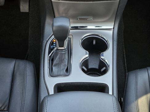 Used 2021 Jeep Grand Cherokee Limited RWD image 15