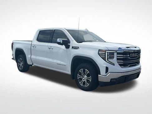 Used 2025 GMC Sierra 1500 SLT RWD image 8