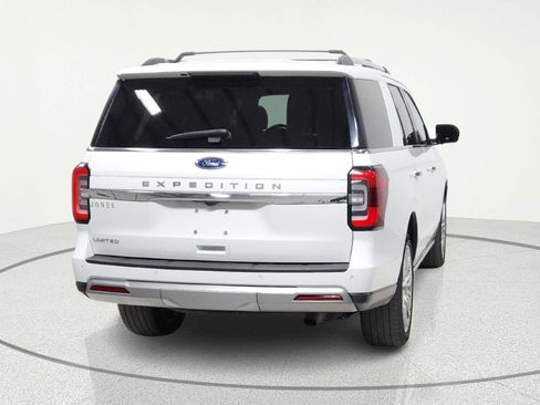 Used 2024 Ford Expedition Limited AWD/4WD image 8