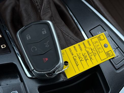 Used 2015 Cadillac SRX Luxury w/ Driver Awareness Package image 55