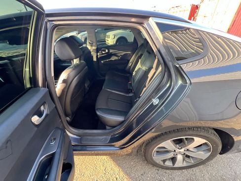 Used 2019 Kia Optima S w/ S Panoramic Sunroof Package image 24