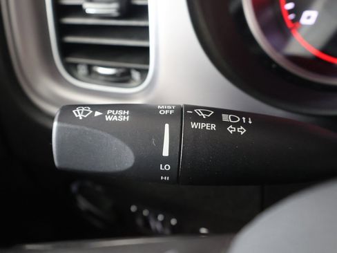 Used 2023 Dodge Charger SXT image 34