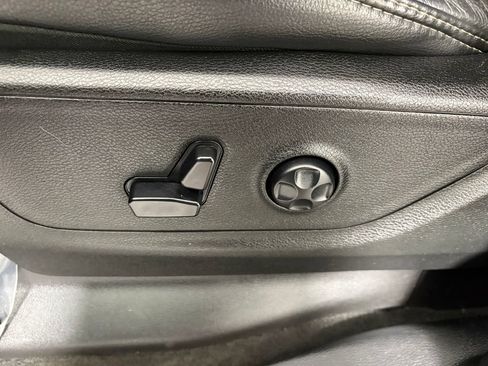 Used 2020 RAM 1500 Sport w/ Comfort & Convenience Group AWD/4WD image 14