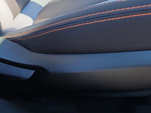 Used 2018 Subaru Crosstrek 2.0i Premium image 30