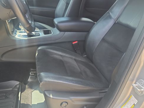 Used 2018 Jeep Grand Cherokee Altitude AWD/4WD image 13
