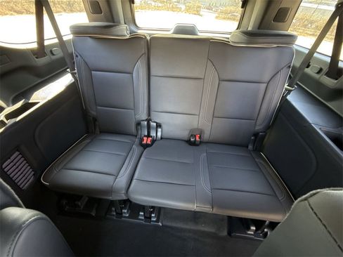 New 2026 GMC Yukon XL Elevation image 25