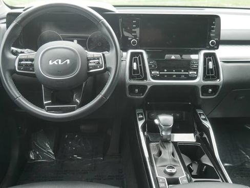 Used 2022 Kia Sorento SX AWD/4WD image 48