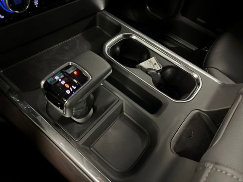 New 2026 GMC Sierra 1500 SLT w/ SLT Premium Plus Package AWD/4WD image 25
