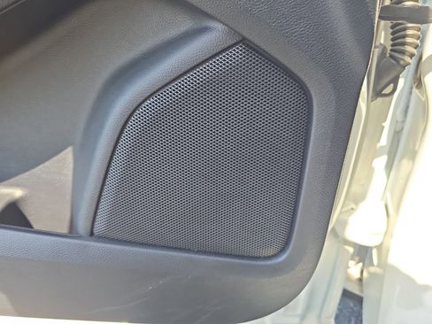 Used 2021 Ford Edge SEL w/ Convenience Package image 15