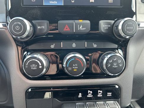 New 2026 RAM 1500 Big Horn w/ Night Edition AWD/4WD image 18